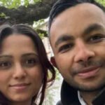 Un hombre comparte las últimas y desgarradoras palabras de su mujer antes de que desapareciera en las inundaciones de Nepal